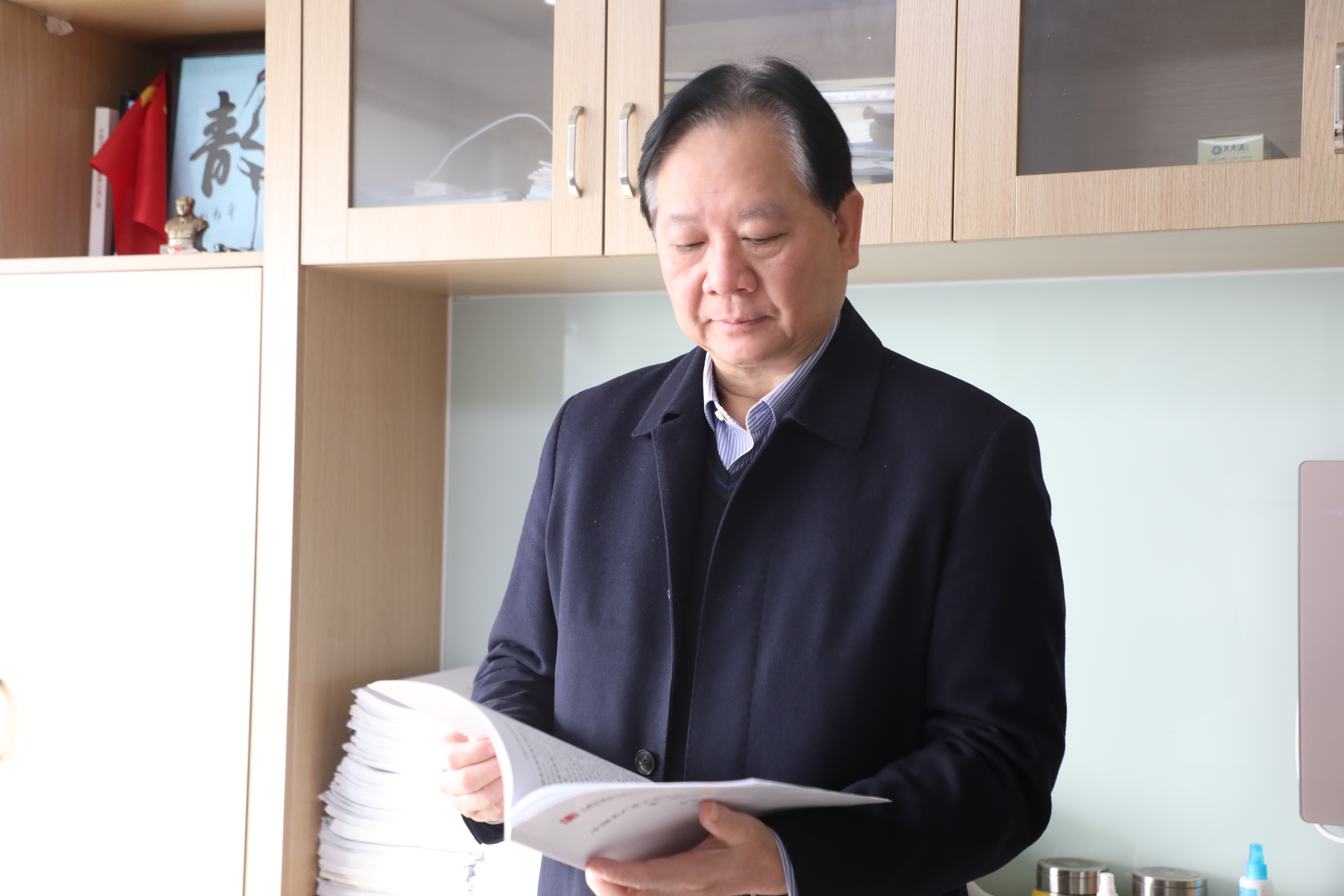 1675238981722057319.jpg 黃應(yīng)平.jpg